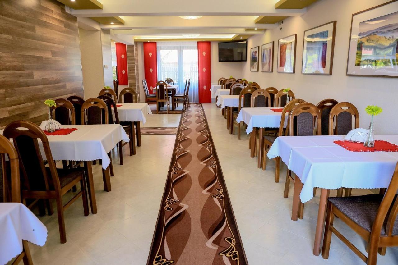 薇拉特拉姆酒店 Niedźwiedź 外观 照片